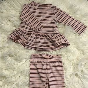 Striped Baby Gap set 6-12 months